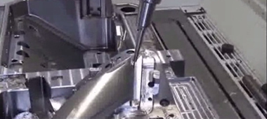 ماشین کاری با فرز CNC پنج محور